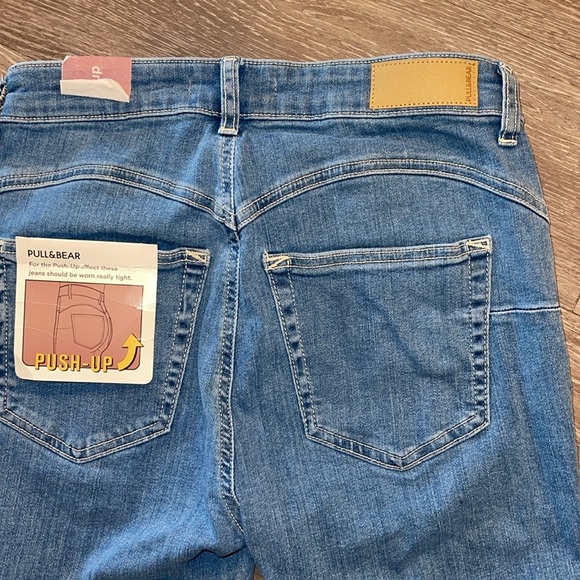 Pull & Bear Push-Up high rise skinny jean Size 6 USA 38 EUR - Picture 3 of 3